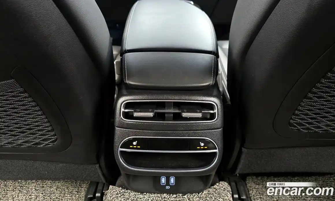 Genesis GV70 2021 2.5 автомат (гидро), фото 23