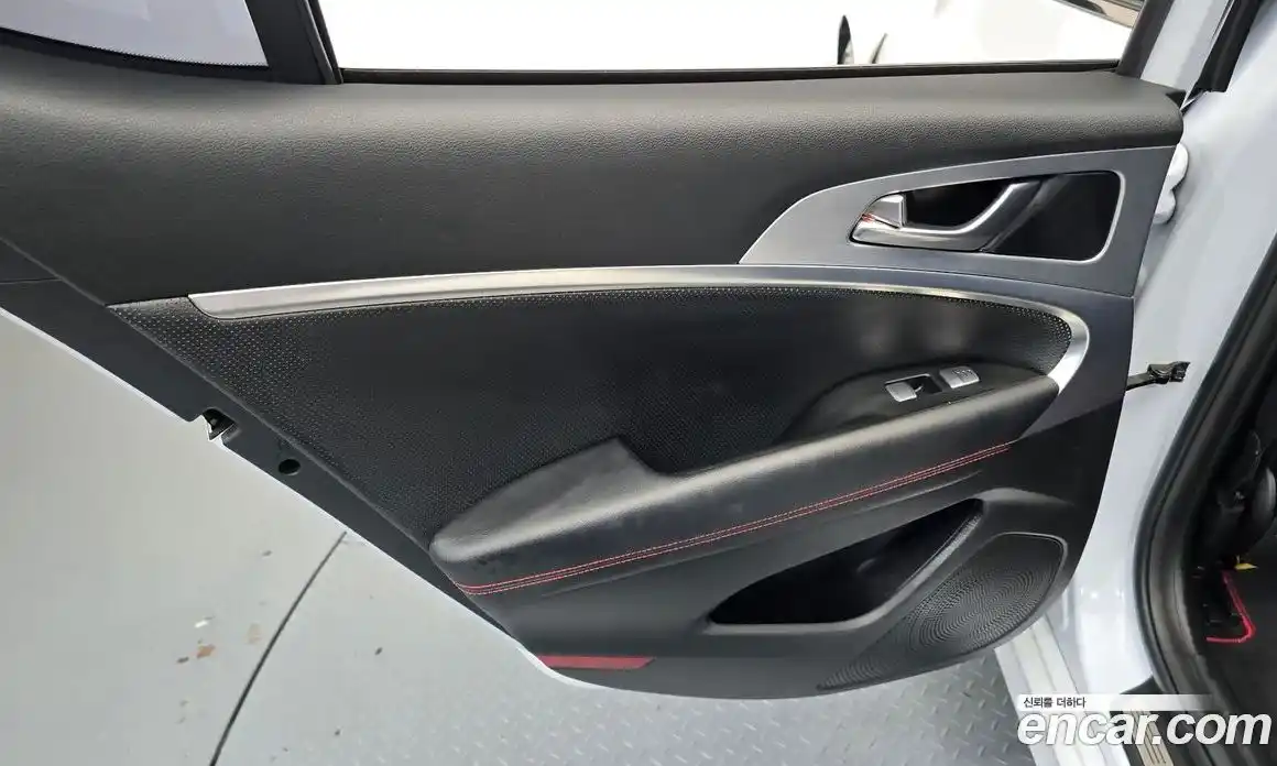 Genesis G70 2017 2.0 автомат (гидро), фото 15