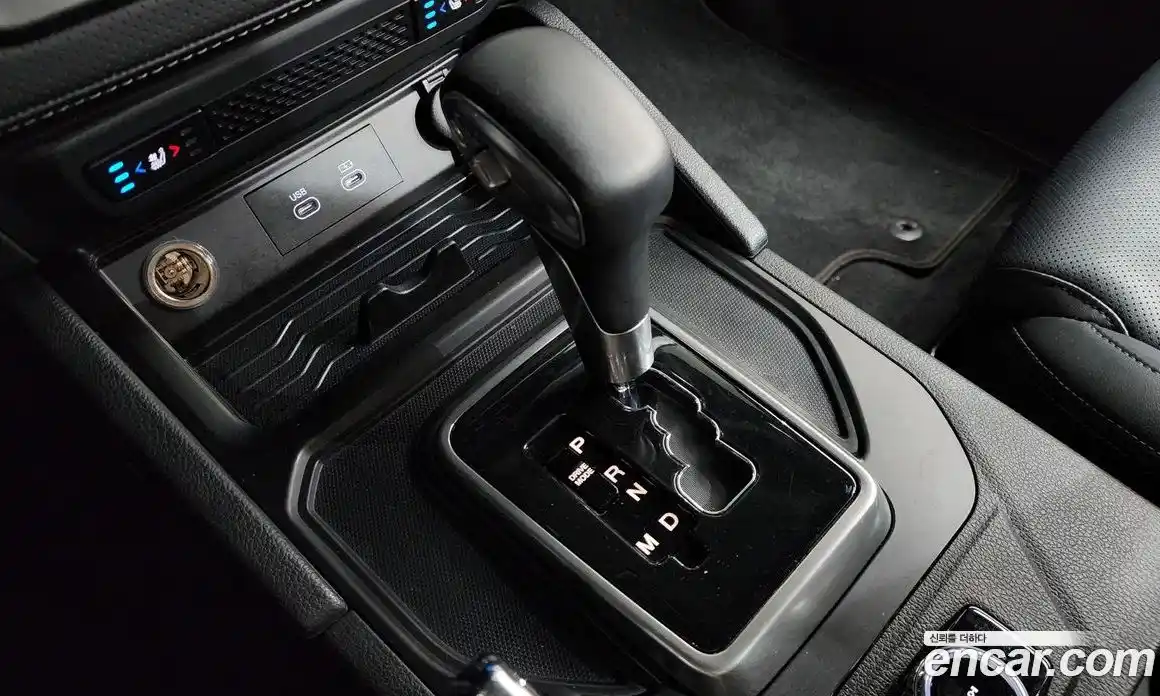 SsangYong Rexton 2023 2.2 автомат (гидро), фото 12