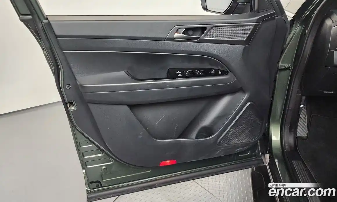 SsangYong Rexton 2023 2.2 автомат (гидро), фото 14
