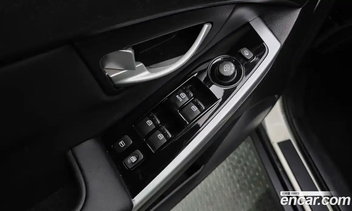 SsangYong Korando 2016 2.2 автомат (гидро), фото 29