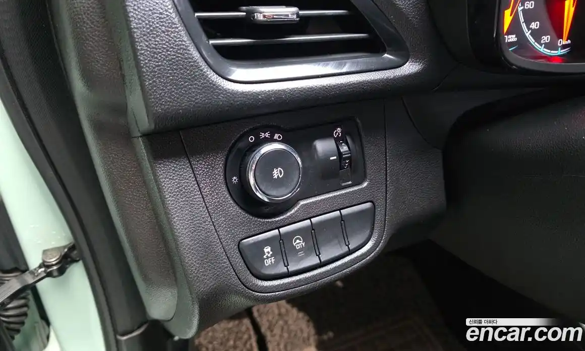 Chevrolet Spark 2018 1.0 гидро, фото 25