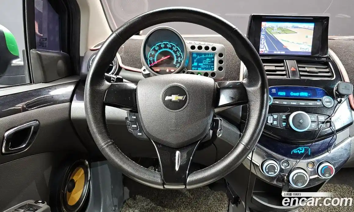 Chevrolet Spark 2011 1.0 механика, фото 12