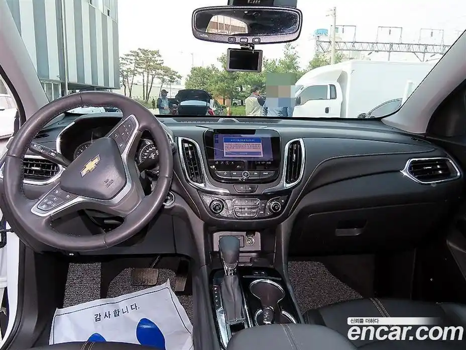 Chevrolet Equinox 2022 1.5 автомат (гидро), фото 9