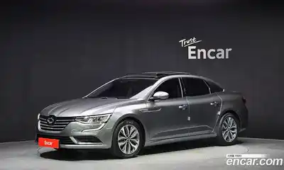 Renault SM6