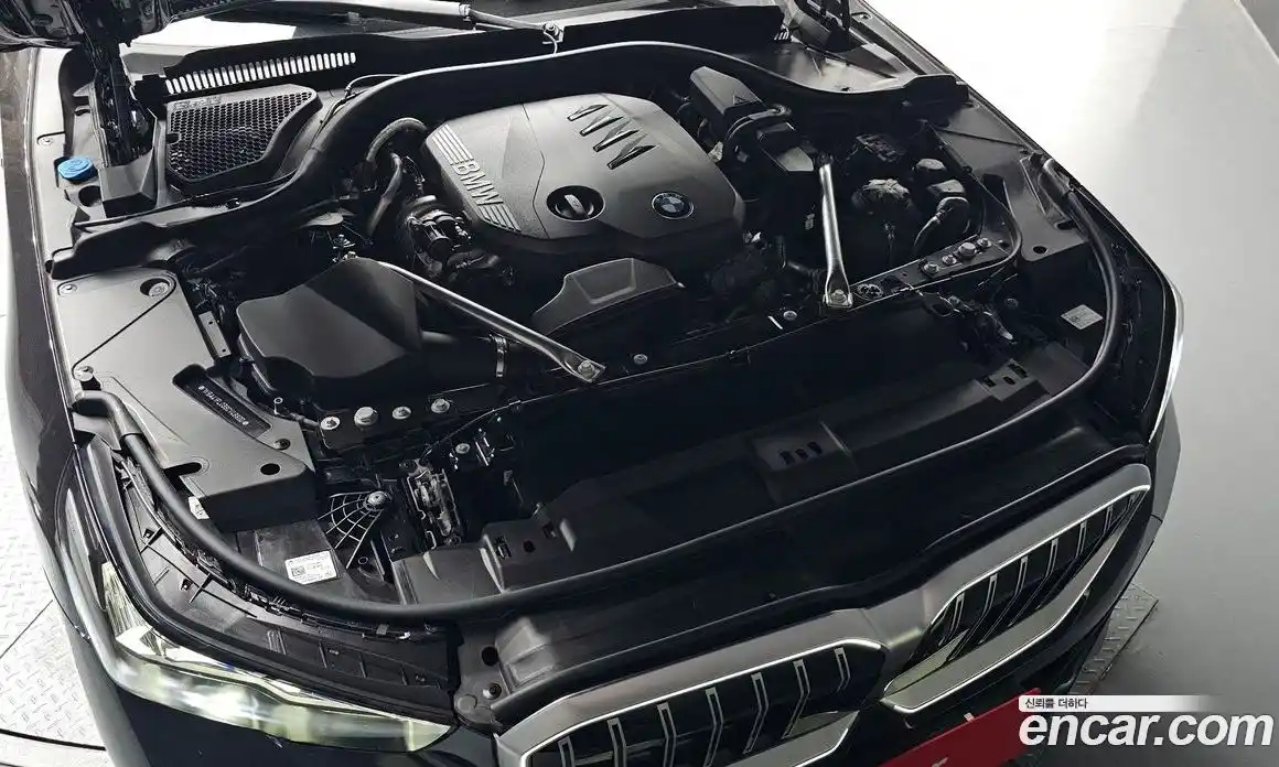 BMW 5 серия 2025 2.0 автомат (гидро), фото 6