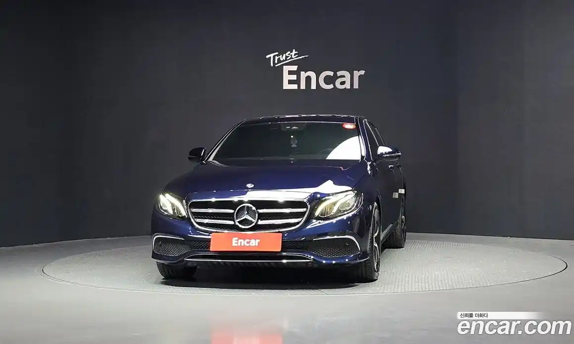 Mercedes-Benz E-Class 2020 2.0 автомат (гидро), фото 3