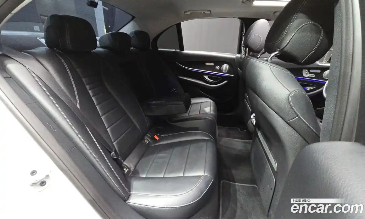 Mercedes-Benz E-Class 2019 2.0 автомат (гидро), фото 12
