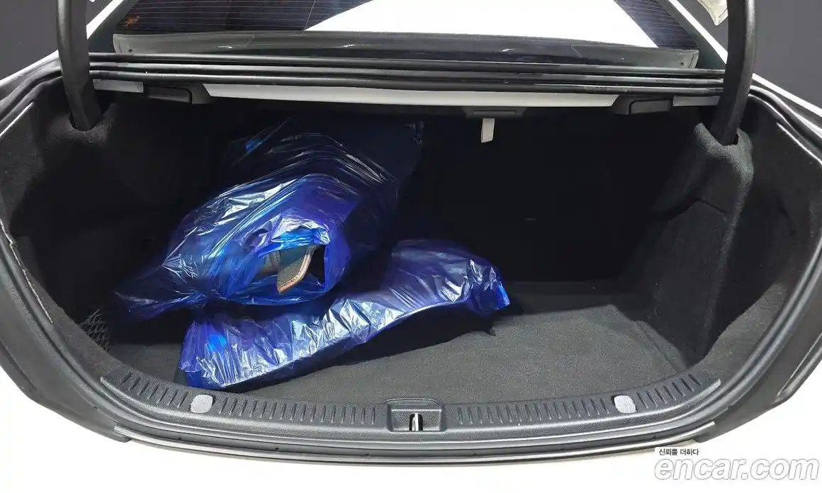 Mercedes-Benz E-Class 2019 2.0 автомат (гидро), фото 20