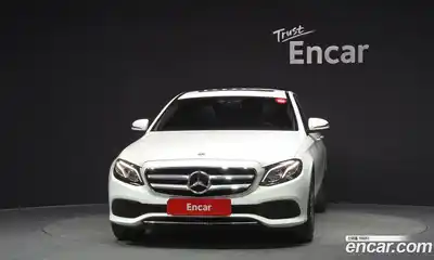 Mercedes-Benz E-Class 2019 2.0 автомат (гидро), миниатюра 3