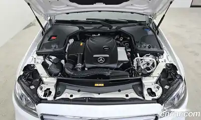 Mercedes-Benz E-Class 2019 2.0 гидро, миниатюра 6