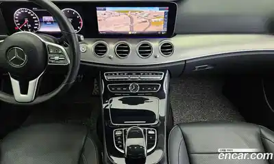 Mercedes-Benz E-Class 2019 2.0 гидро, миниатюра 9