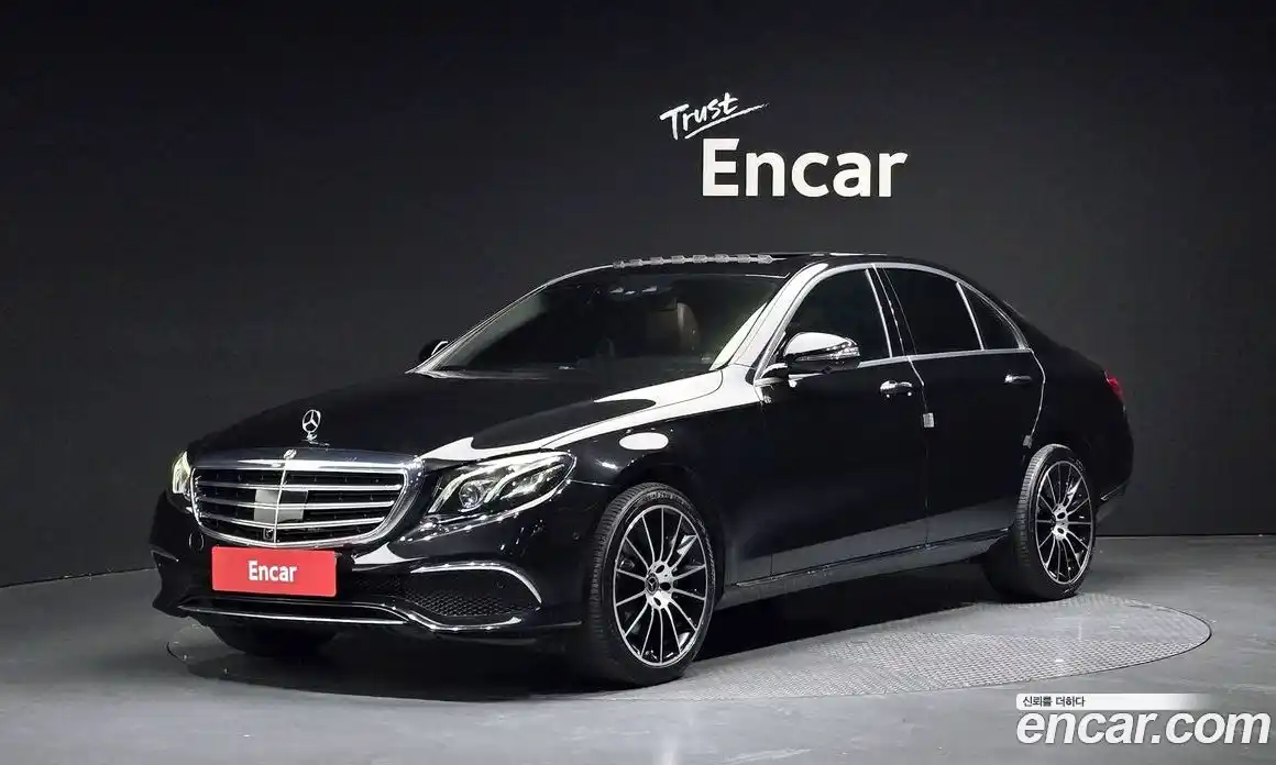 Mercedes-Benz E-Class 2018 2.0 гидро, фото 1