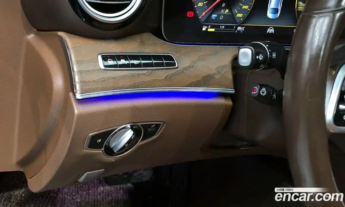 Mercedes-Benz E-Class 2018 2.0 гидро, фото 14