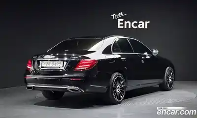Mercedes-Benz E-Class 2018 2.0 гидро, миниатюра 2