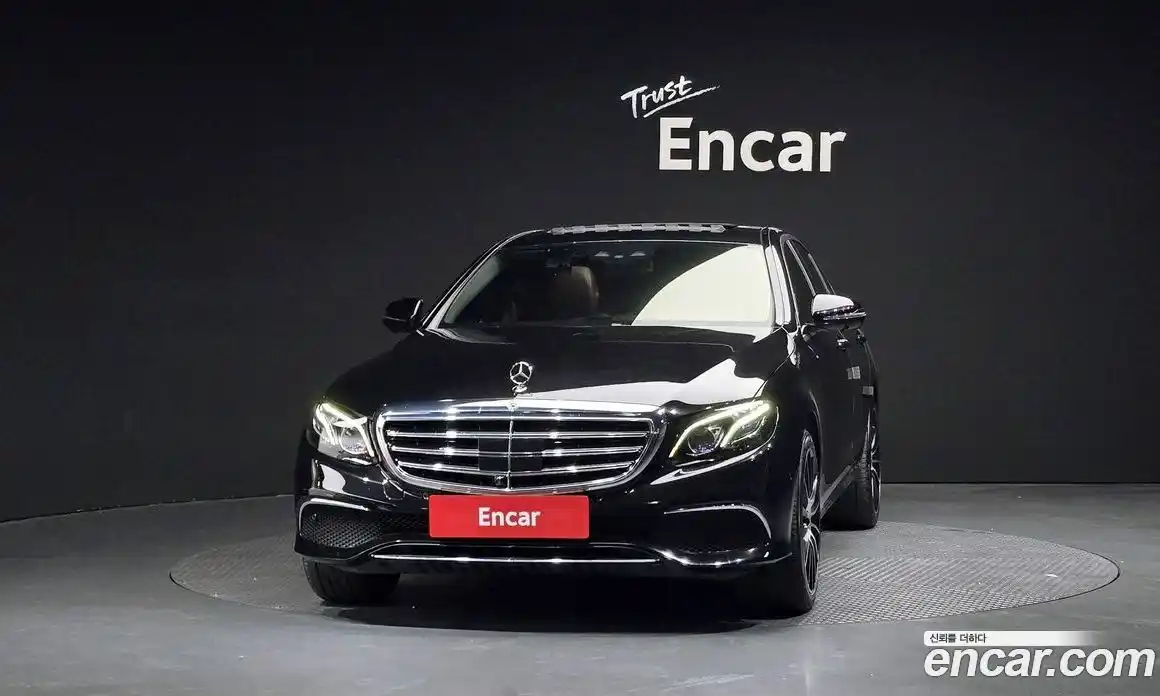 Mercedes-Benz E-Class 2018 2.0 гидро, фото 3