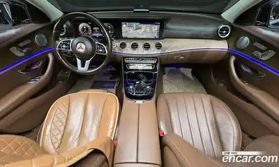 Mercedes-Benz E-Class 2018 2.0 гидро, миниатюра 7