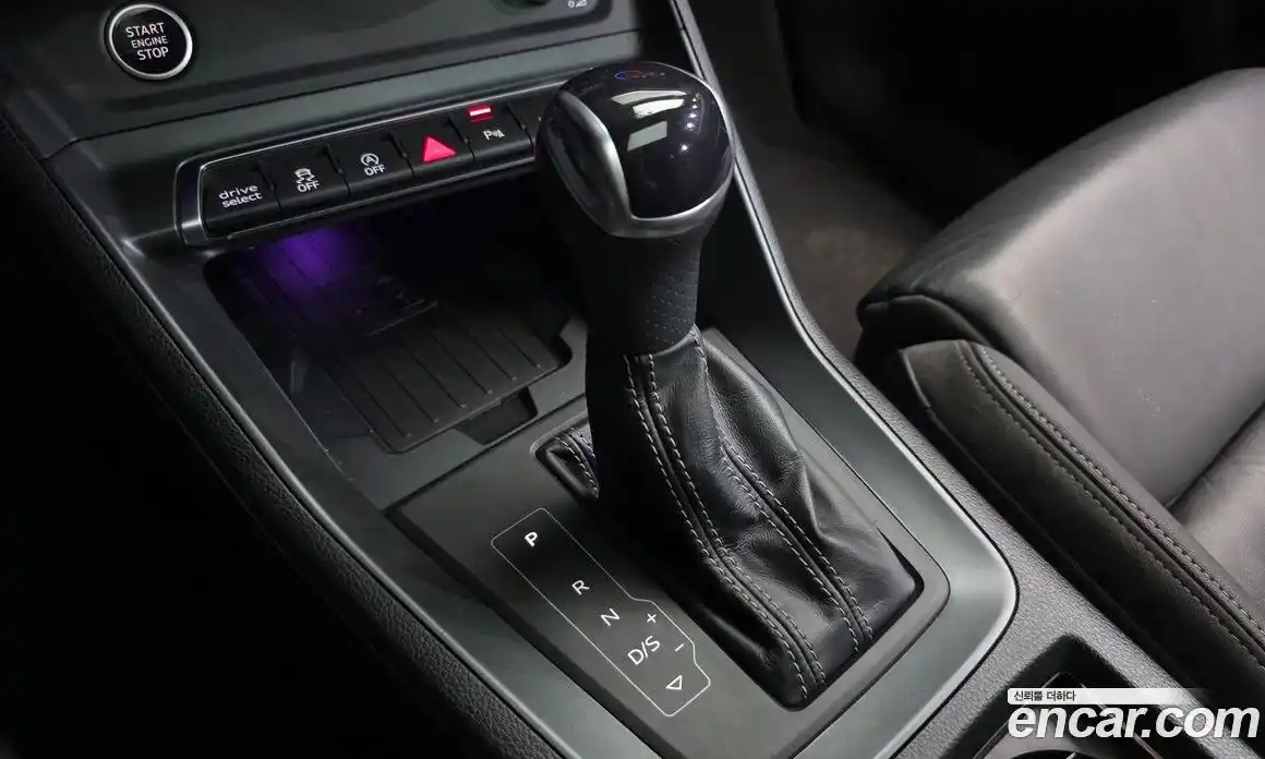 Audi Q3 2022 2.0 автомат (гидро), фото 12