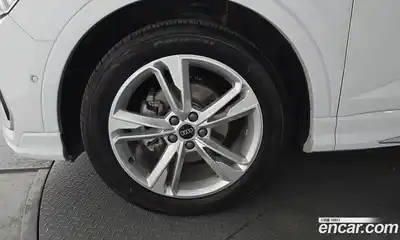Audi Q3 2022 2.0 автомат (гидро), миниатюра 5