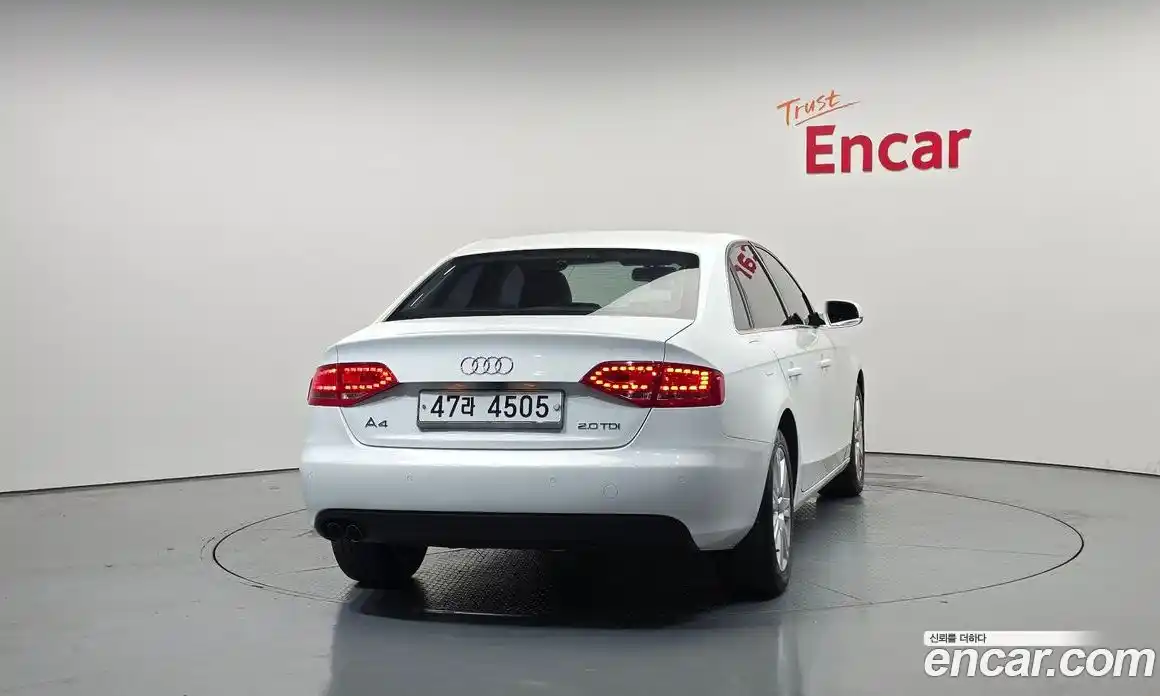 Audi A4 2012 2.0 автомат (гидро), фото 4