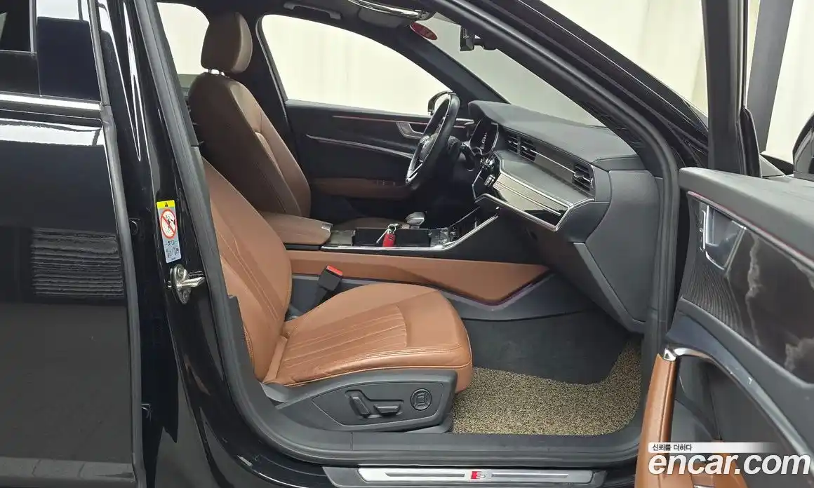 Audi A6 2021 2.0 автомат (гидро), фото 17