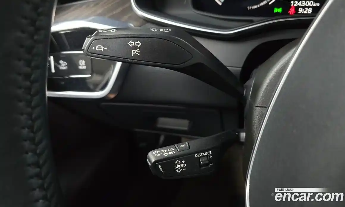Audi A6 2021 2.0 автомат (гидро), фото 27