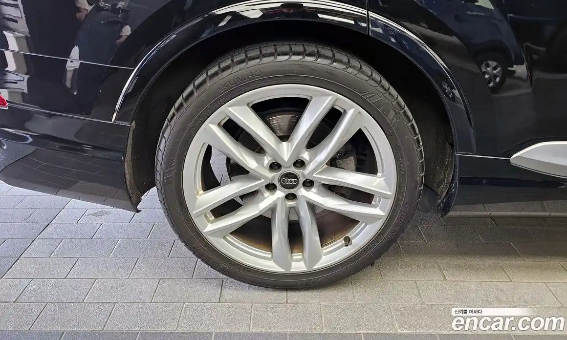Audi Q7 2016 3.0 автомат (гидро), фото 5