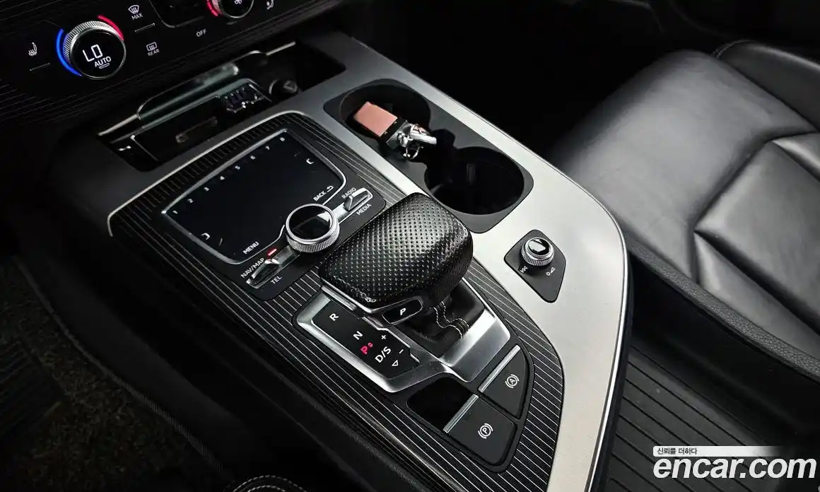 Audi Q7 2016 3.0 автомат (гидро), фото 9