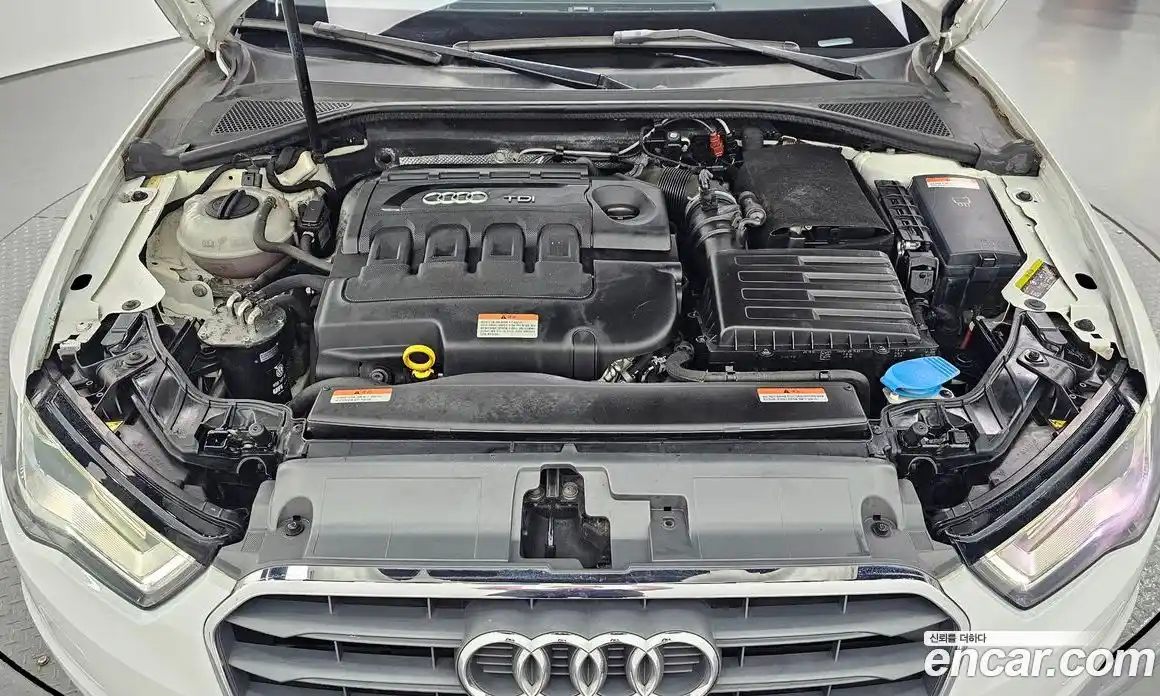 Audi A3 2015 2.0 автомат (гидро), фото 6