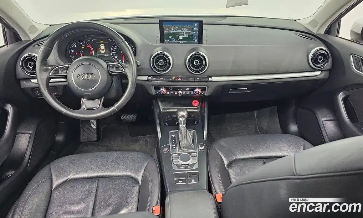 Audi A3 2015 2.0 автомат (гидро), фото 7