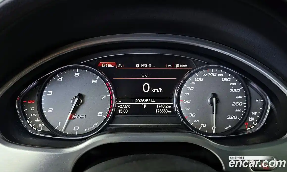 Audi S8 2014 4.0 автомат (гидро), фото 8