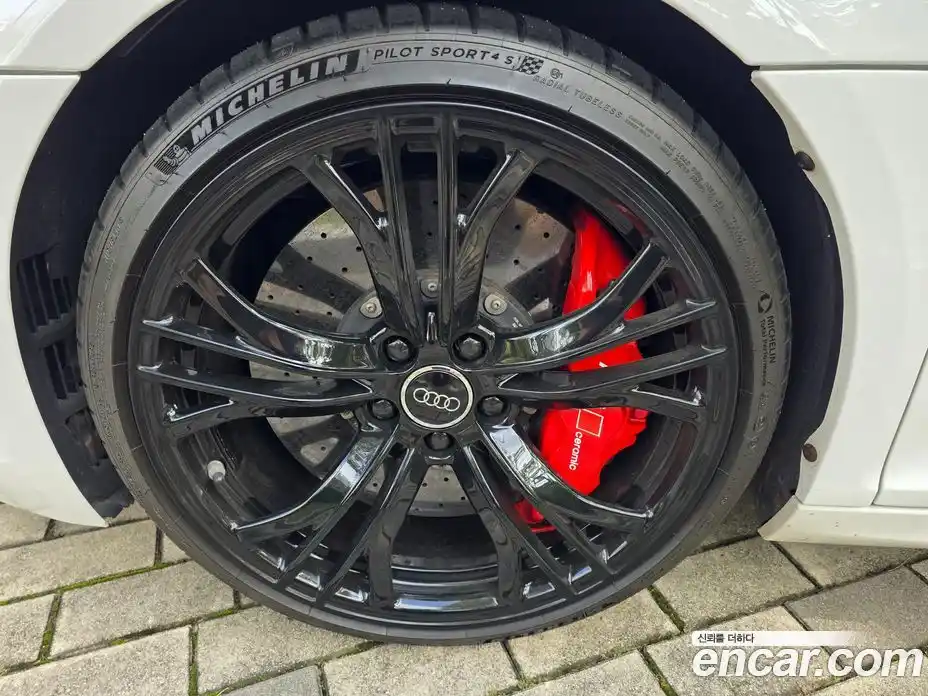 Audi R8 2014 5.2 автомат (робот), фото 17
