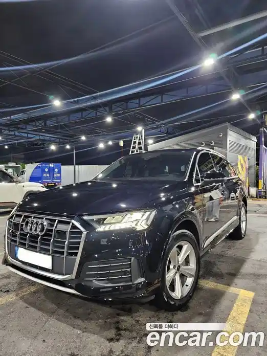 Audi Q7 2021 3.0 автомат (гидро), фото 1