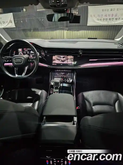 Audi Q7 2021 3.0 автомат (гидро), фото 12