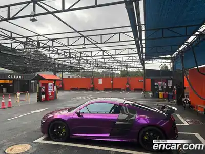 Audi R8 2010 5.2 автомат (гидро), миниатюра 5