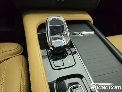 Volvo XC90 2022 2.0 автомат (гидро), миниатюра 9