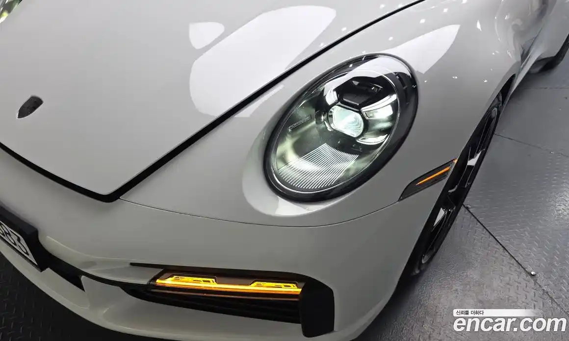 Porsche 911 2024 3.7 автомат (гидро), фото 7