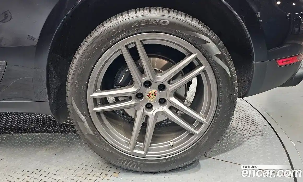 Porsche Macan 2019 2.0 автомат (гидро), фото 6