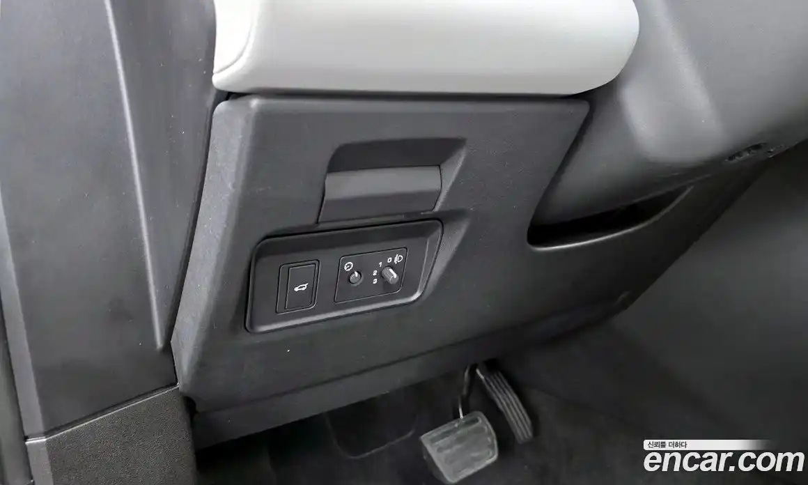 Land Rover Range Rover Evoque 2025 2.0 автомат (гидро), фото 27