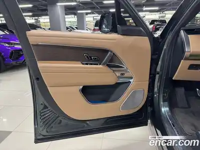 Land Rover Range Rover 2023 4.4 автомат (гидро), миниатюра 5