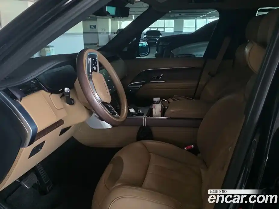 Land Rover Range Rover 2024 4.4 автомат (гидро), фото 19