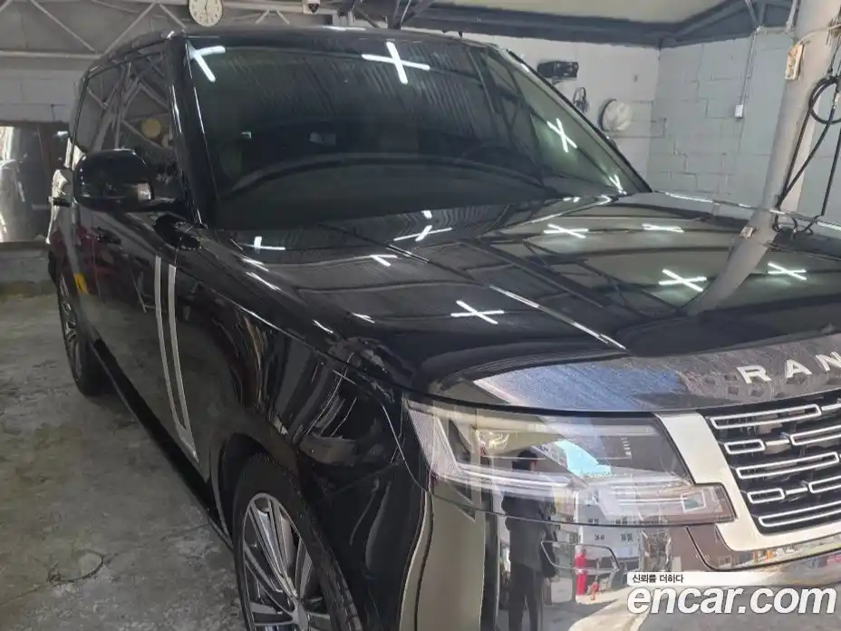 Land Rover Range Rover 2024 4.4 автомат (гидро), фото 4