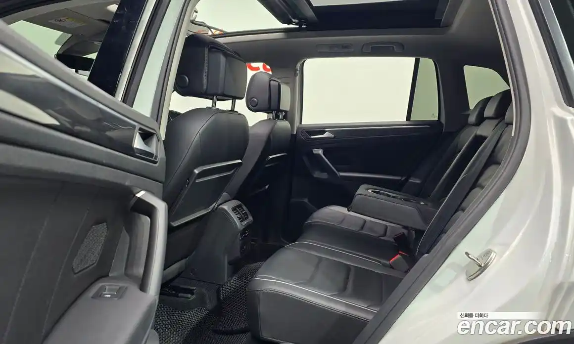 Volkswagen Tiguan 2020 2.0 автомат (гидро), фото 18