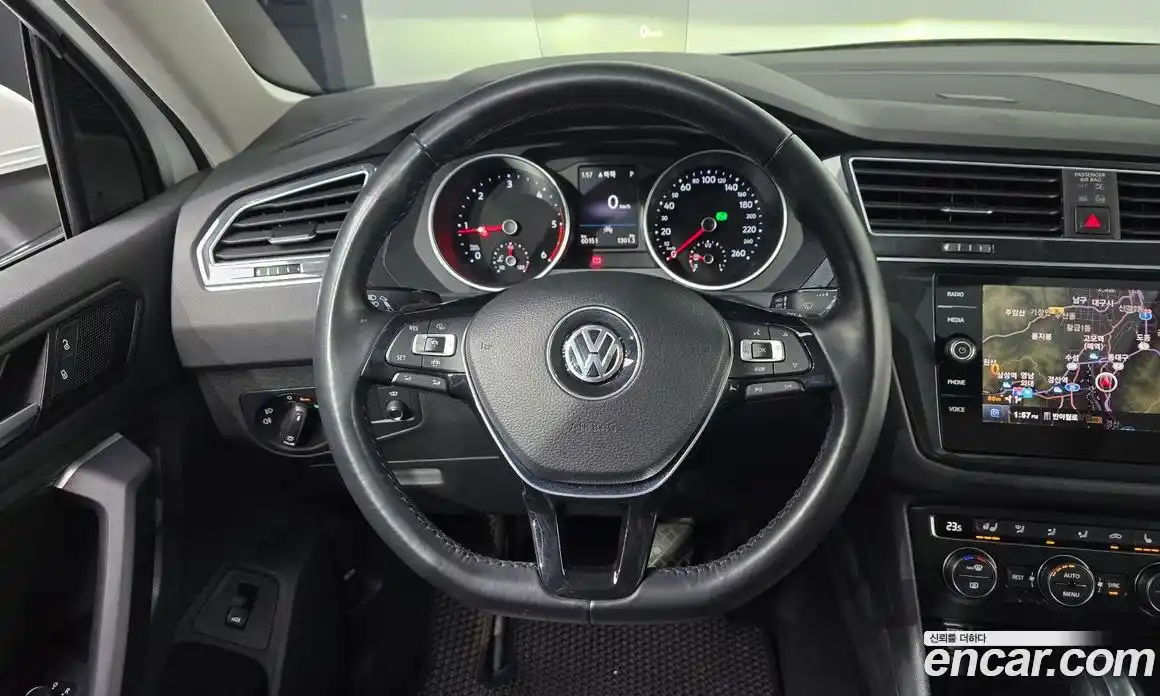 Volkswagen Tiguan 2020 2.0 автомат (гидро), фото 19