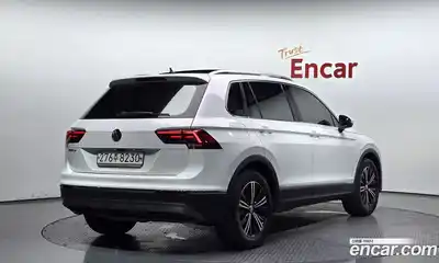 Volkswagen Tiguan 2020 2.0 автомат (гидро), миниатюра 2
