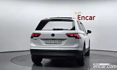 Volkswagen Tiguan 2020 2.0 автомат (гидро), миниатюра 4