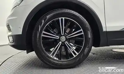 Volkswagen Tiguan 2020 2.0 автомат (гидро), миниатюра 5