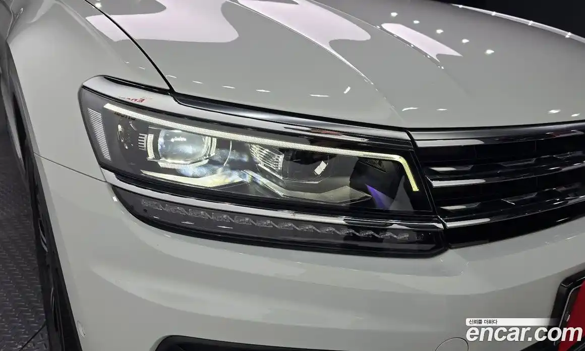 Volkswagen Tiguan 2020 2.0 автомат (гидро), фото 8