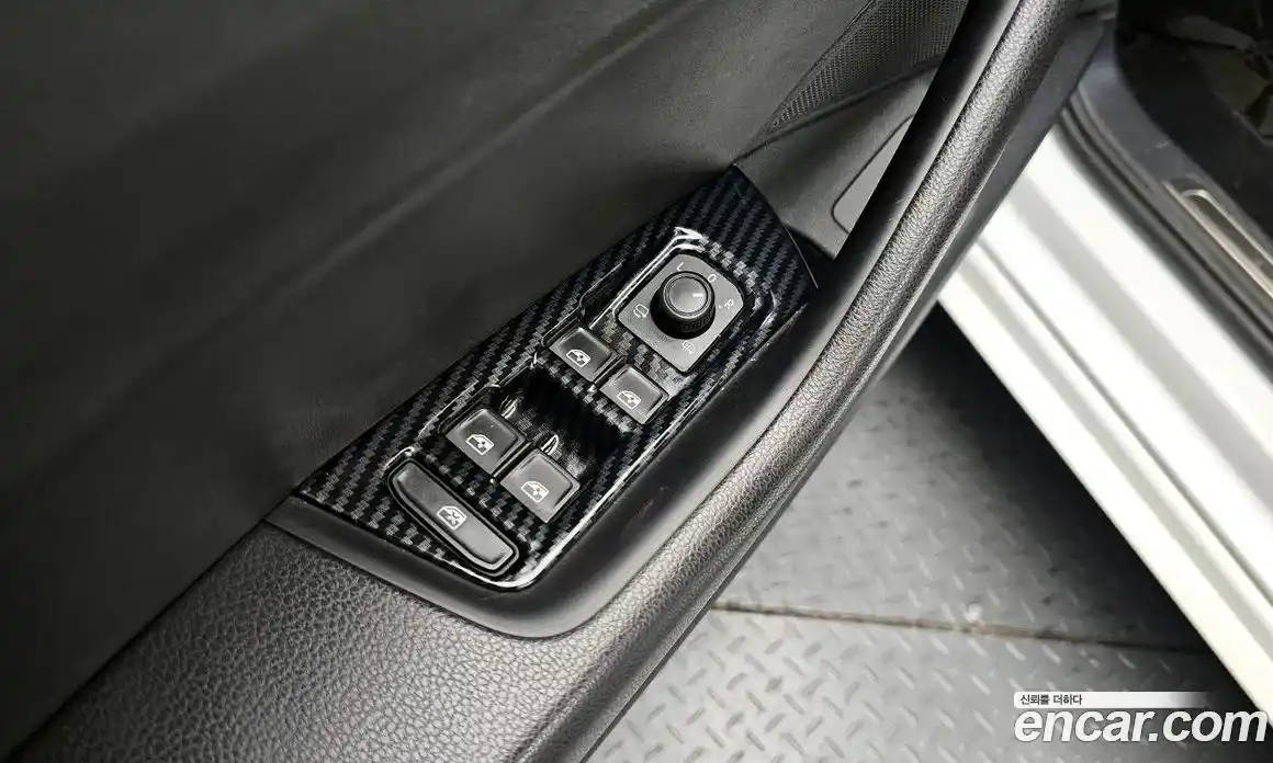 Volkswagen Arteon 2019 2.0 автомат (гидро), фото 28