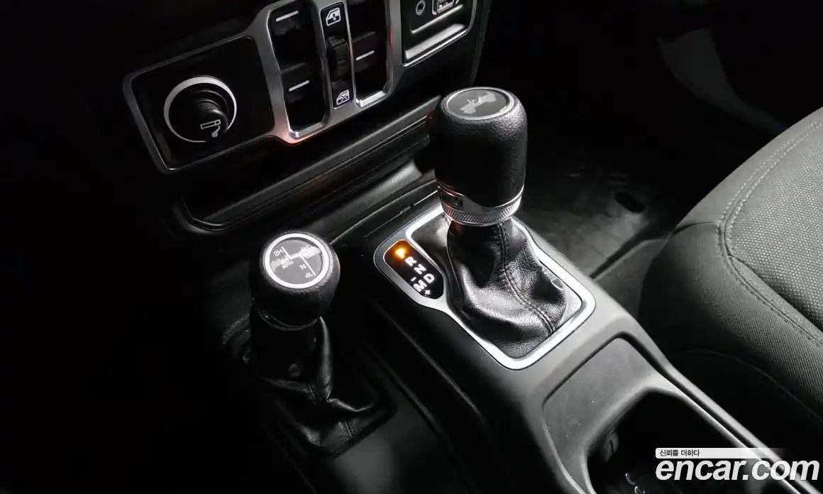 Jeep Wrangler 2020 2.0 автомат (гидро), фото 9